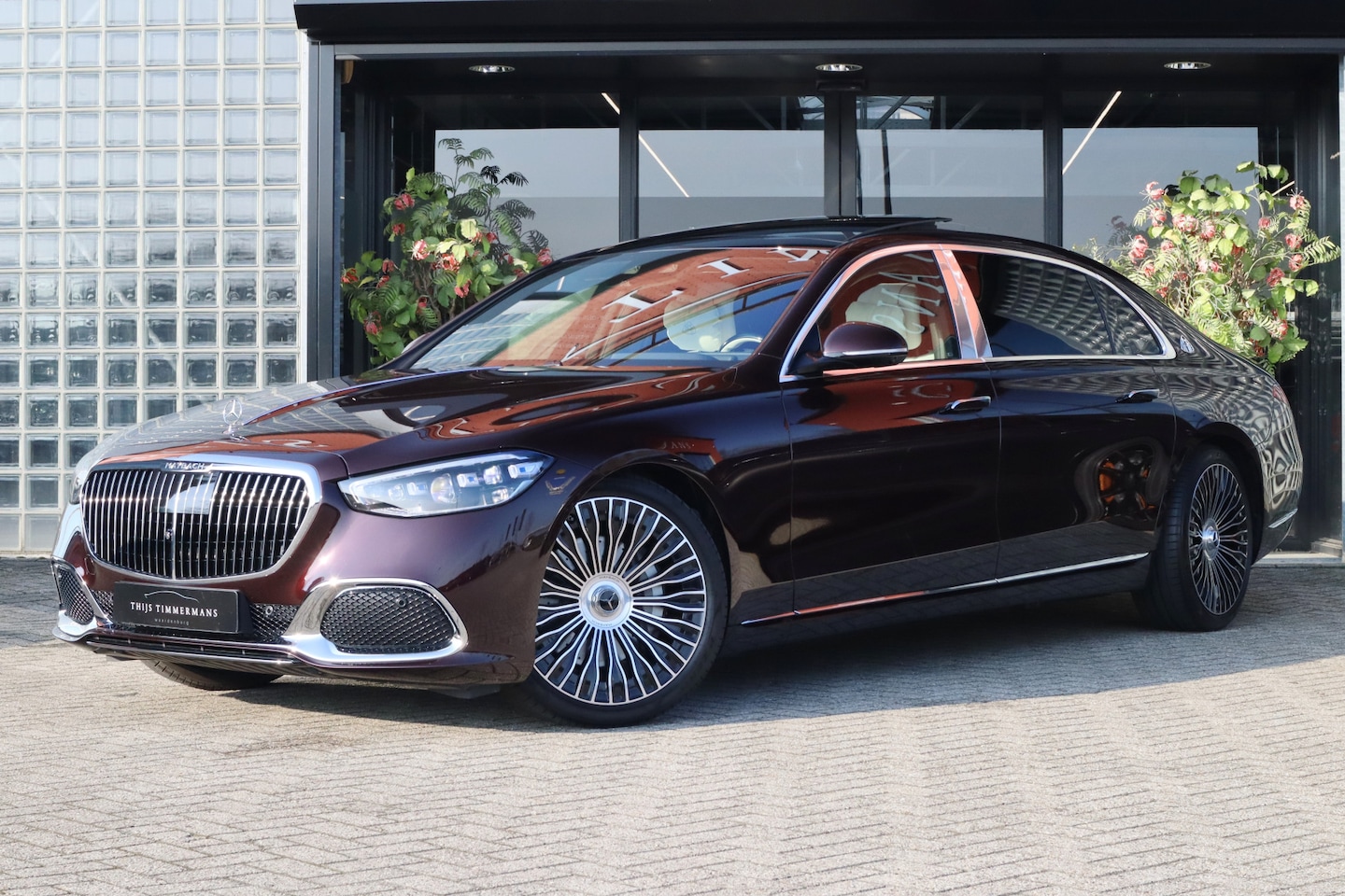 Mercedes-Benz S-klasse - Maybach 580 4Matic | Manufaktur, Burmester High End 4D, Achterasbesturing, First class, Kl - AutoWereld.nl