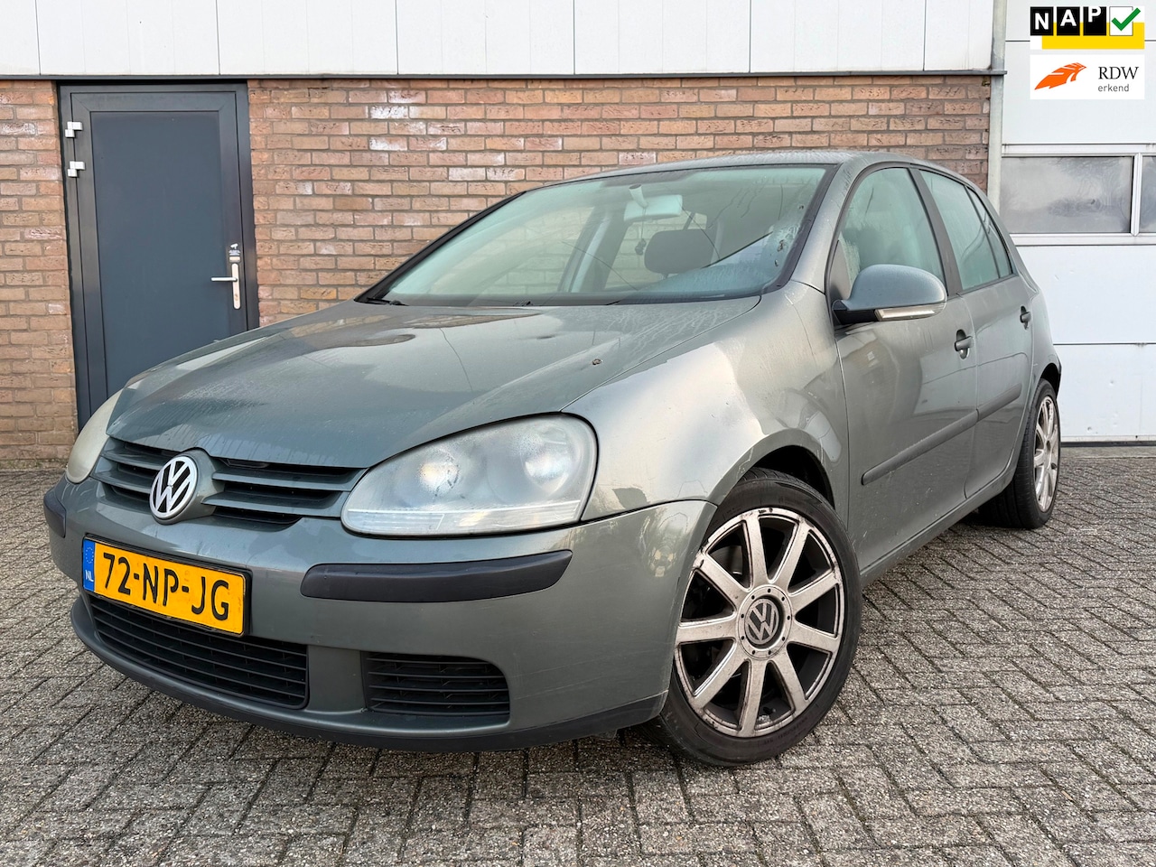 Volkswagen Golf - 1.6 FSI Trendline VERSNELLINGSBAK NIET 100% - AutoWereld.nl
