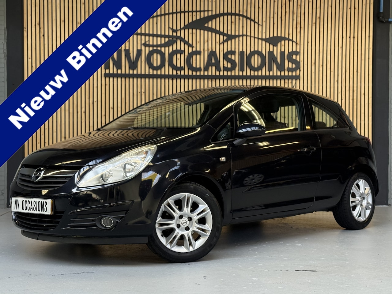 Opel Corsa - 1.4-16V Enjoy 1E EIGENAAR/49DKM/AIRCO/16"LV/UNIEK/NAP/CRUISE! - AutoWereld.nl