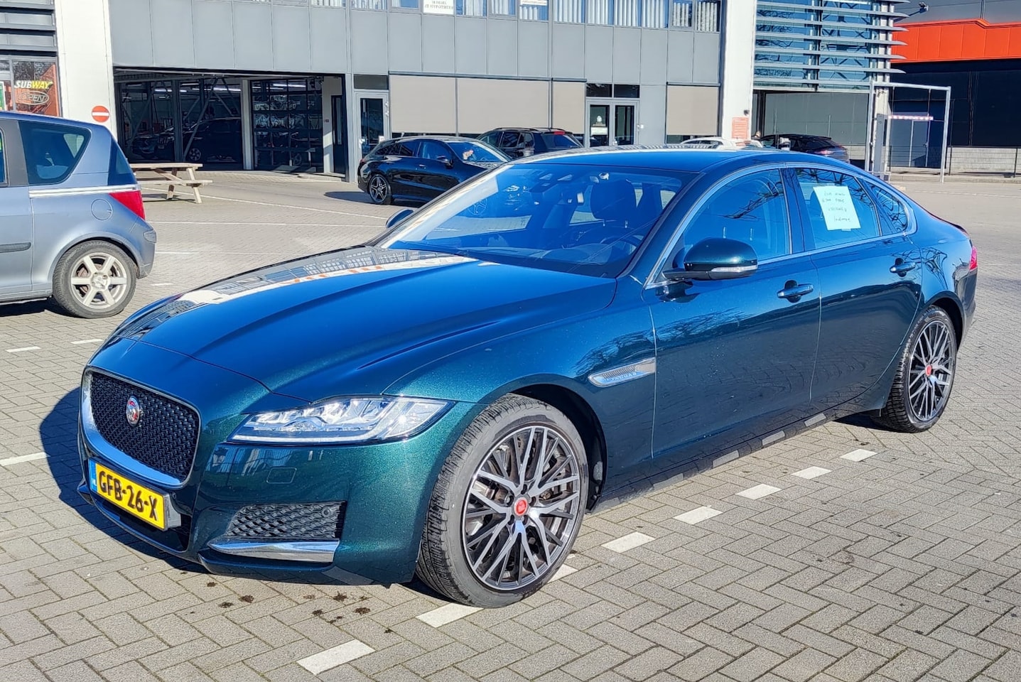 Jaguar XF - 3.0 Portfolio AWD Supercharged - AutoWereld.nl