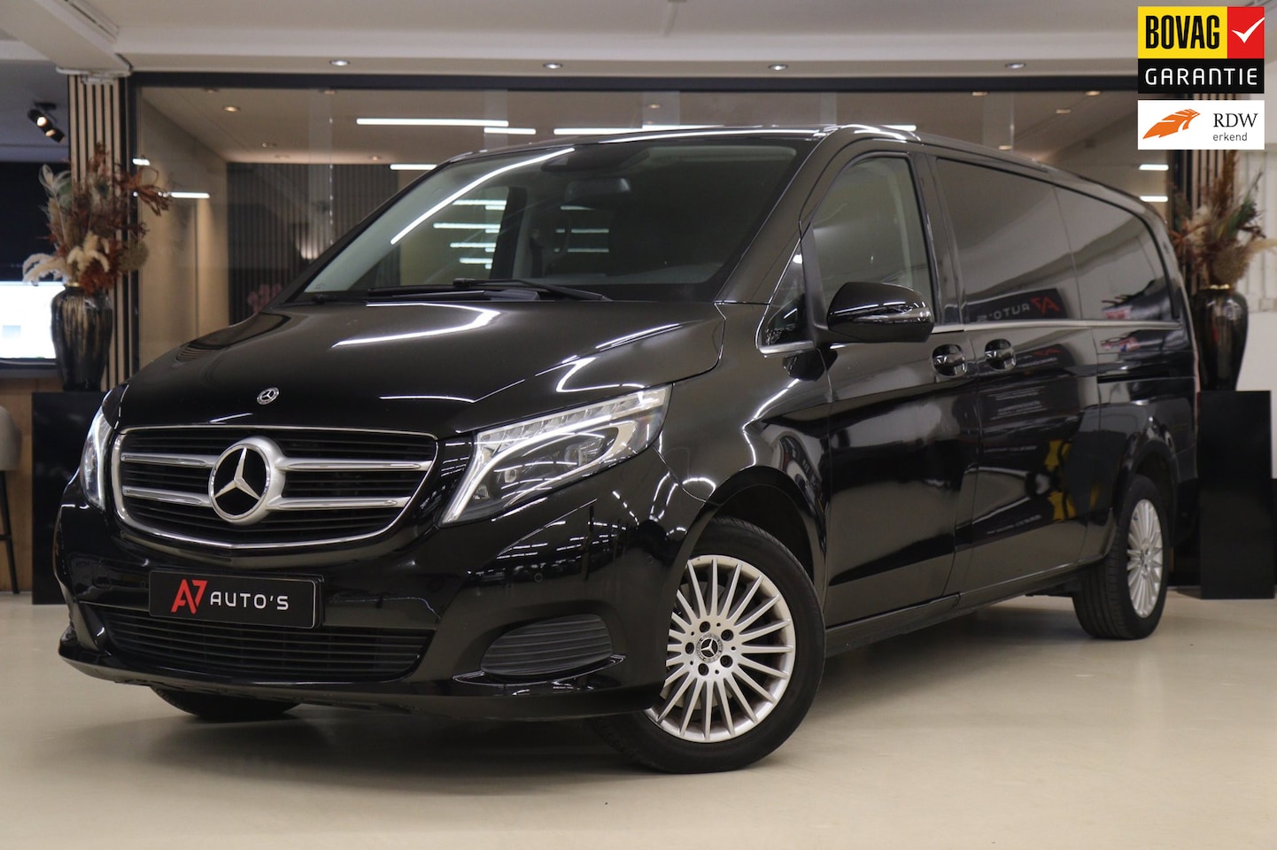 Mercedes-Benz V-klasse - 220d Extra Lang DC Avantgarde 220d Extra Lang DC Avantgarde - AutoWereld.nl