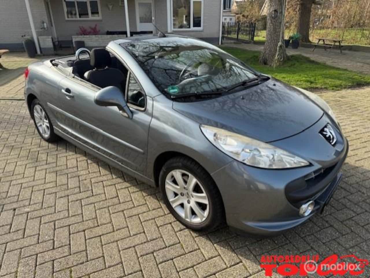 Peugeot 207 CC - 1.6 VTi Airco, ""APK 27-2-2027"" - AutoWereld.nl