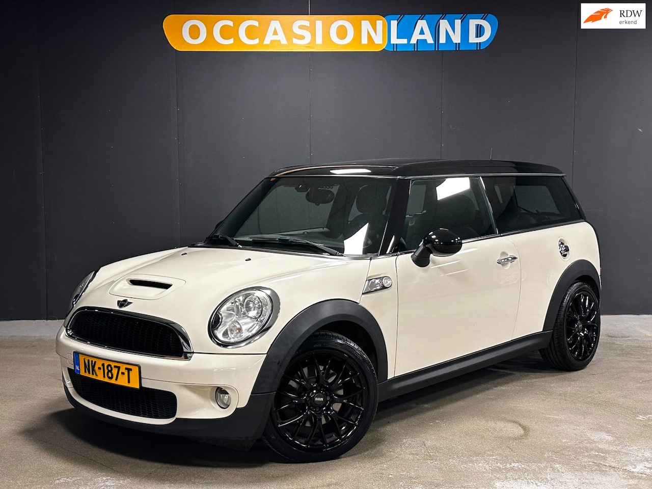 MINI Clubman - Mini 1.6 Cooper S Pepper 184PK|PANO|CRUISE|STOELV|XENON|BLUETOOTH|NAVI|17INCH| - AutoWereld.nl