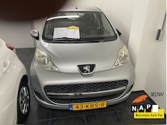 Peugeot 107 - 1.0-12V Sublime Peugeot 107 1.0 12V Active Zilver 5-Deurs