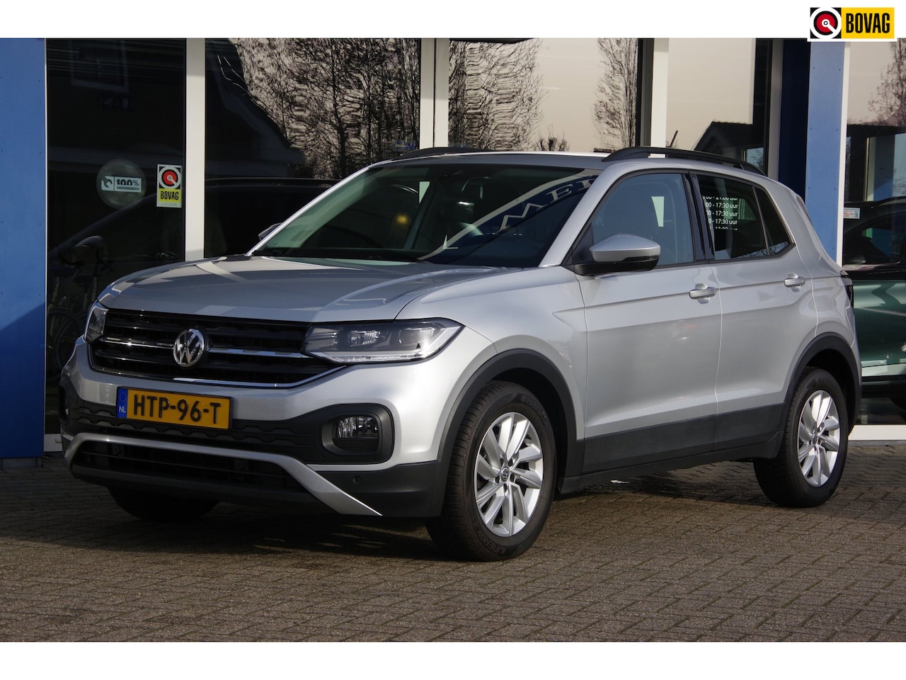 Volkswagen T-Cross - 1.0 TSI Life Camera Stoelverwarming Trekhaak Carplay - AutoWereld.nl