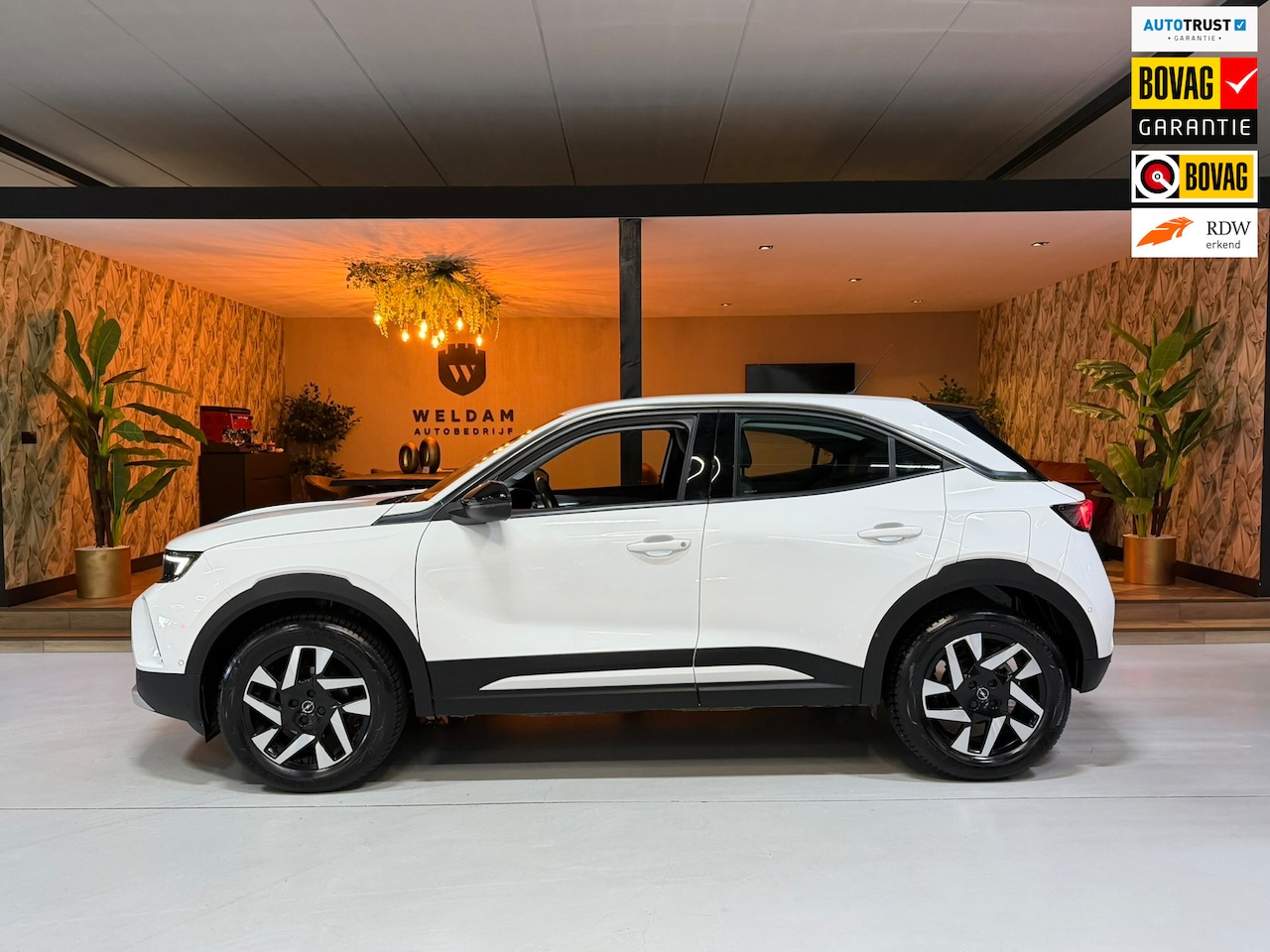 Opel Mokka - 1.2 Turbo Elegance Garantie Trekhaak Carplay Camera Blindspot StuurVW StoelVW Cruise Navi - AutoWereld.nl