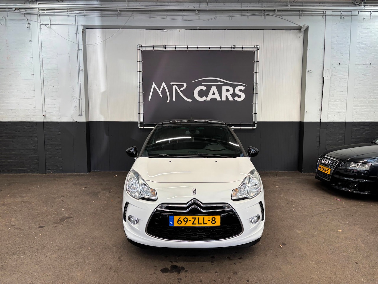 Citroën DS3 - 1.2 VTi Chic Airco/Navi/Cruise Control - AutoWereld.nl
