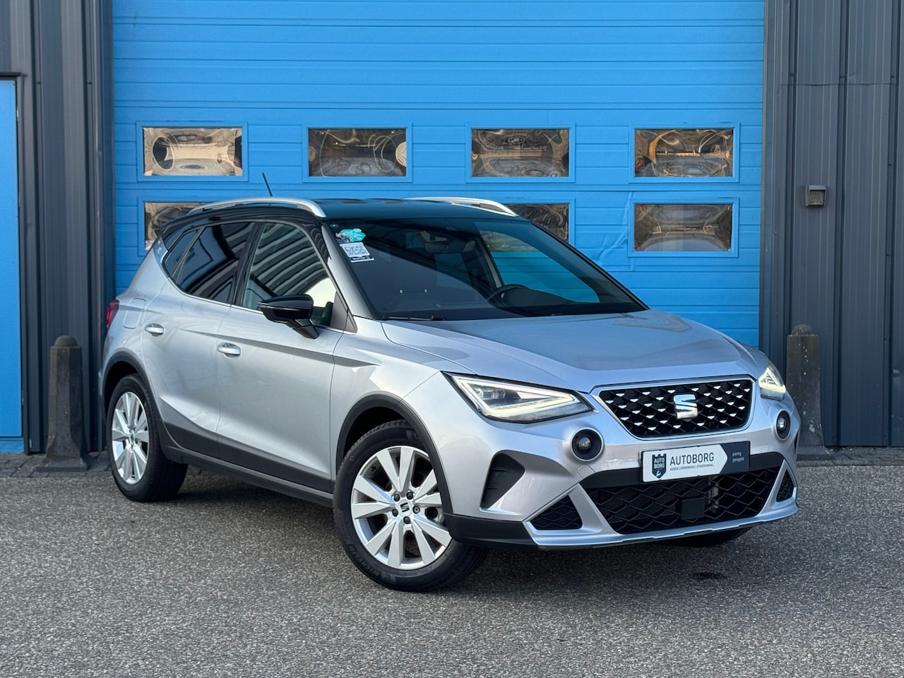 SEAT Arona - 1.0 TSI Xperience Connect | 17 inch lichtmetalen velgen Dynamic (Nuclear Grey) | Airco (au - AutoWereld.nl