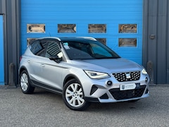 SEAT Arona - 1.0 TSI Xperience Connect | 17 inch lichtmetalen velgen Dynamic (Nuclear Grey) | Airco (au