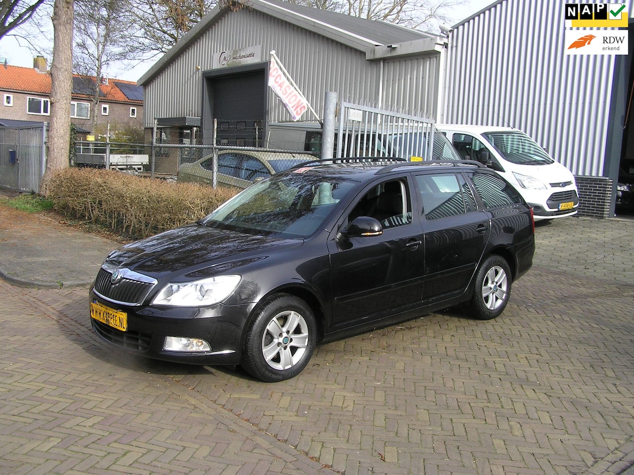 Skoda Octavia Combi - 1.2 TSI Ambition Business Line nap pas airco APK - AutoWereld.nl