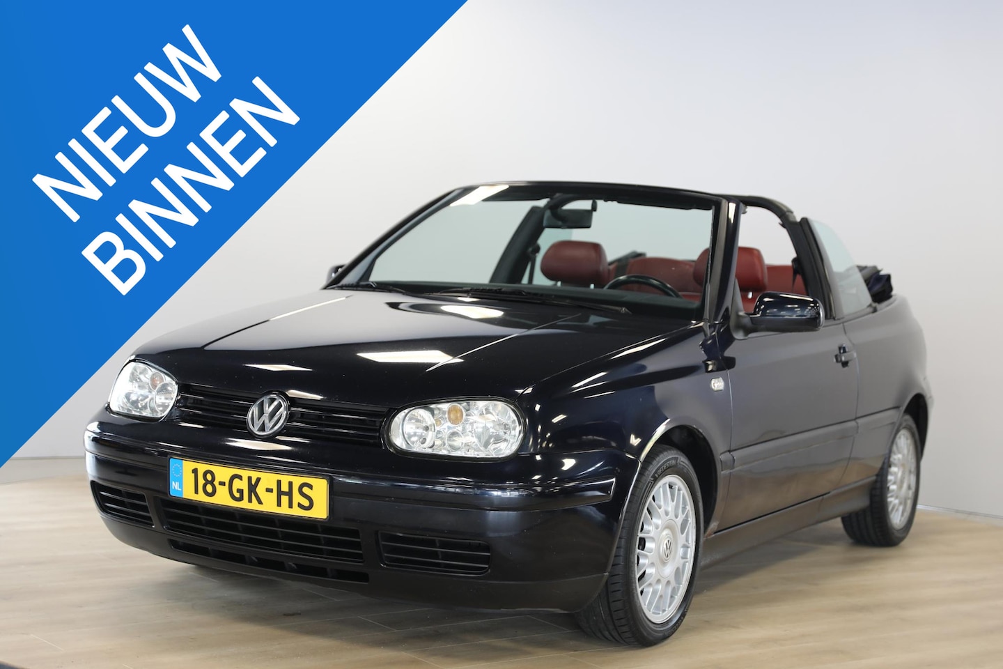 Volkswagen Golf Cabriolet - 2.0 Highline | Leer | Automaat - AutoWereld.nl