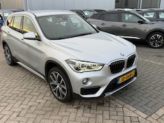 BMW X1 - 1.8i sDrive High Executive Leer 18 inch Trekhaak