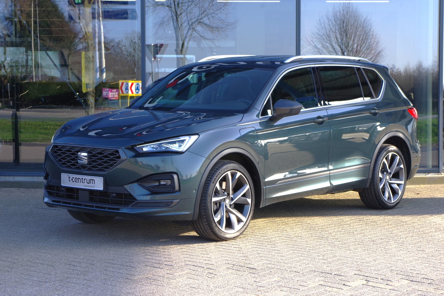 SEAT Tarraco - 1.4 TSI e-Hybrid PHEV 245 PK FR BNS Intense, Trekhaak, Memory, 4 x Stoelverwarming - AutoWereld.nl