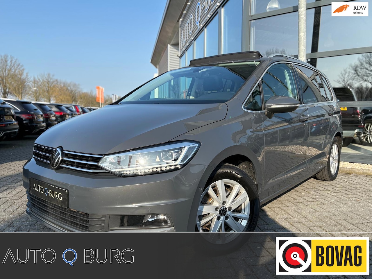 Volkswagen Touran - 1.5 TSI Highline | 7 Persoons | Trekhaak | Pano | Stoelverwarming | Camera | LMV | Leer | - AutoWereld.nl