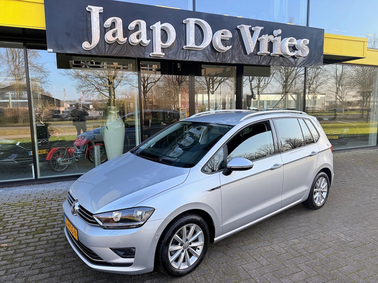Volkswagen Golf Sportsvan - 1.2 TSI Comfortline 1.2 TSI Comfortline - AutoWereld.nl