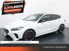 BMW 1-serie - M135 xDrive 19 "LM M-velgen | M-ec-en interieur | 300 PK | Head up display | Navigatiesyst