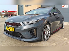 Kia Cee'd - CEED 1.6 T-GDi GT 204PK Panorama CarPlay 19" Velgen