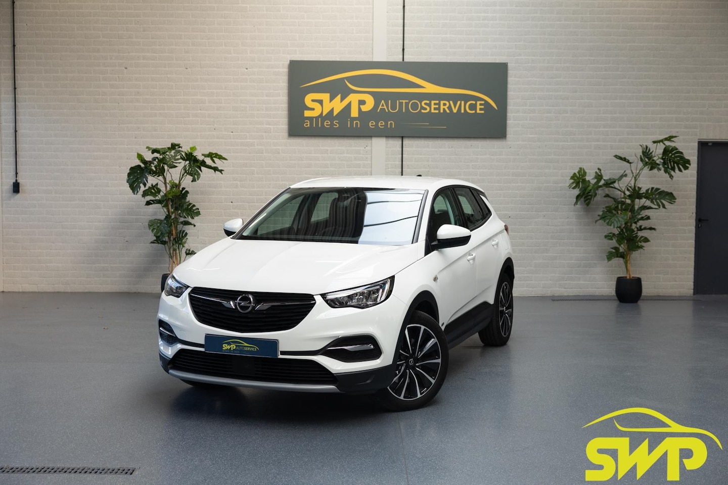 Opel Grandland X - 1.6 Turbo Hybrid Innovation | Navi | Cam | Stoelverwarming | 17 inch - AutoWereld.nl