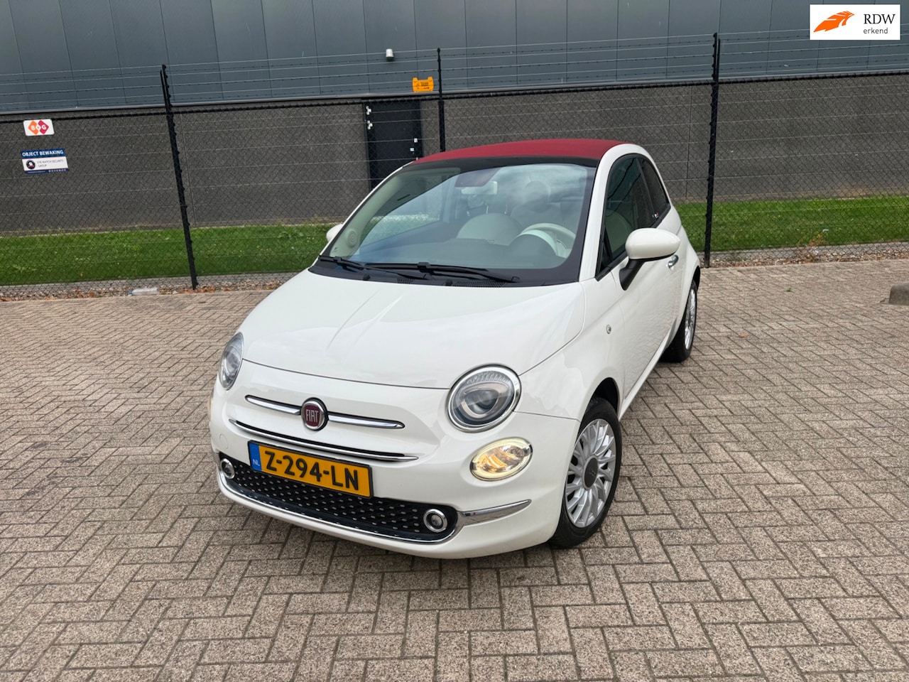 Fiat 500 - 1.2 Cabrio Lounge *Navigatie-Airco-Cruise* - AutoWereld.nl