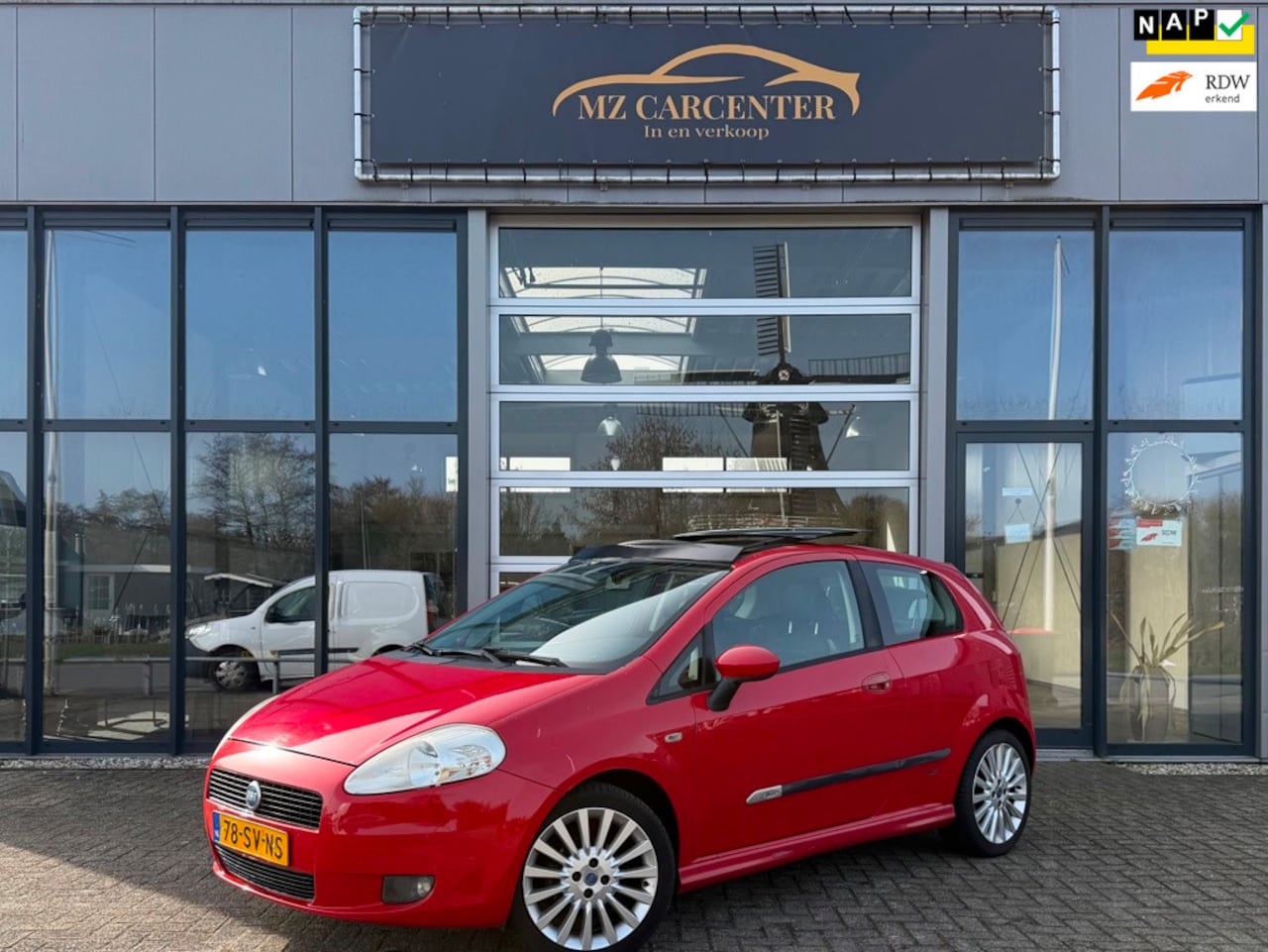 Fiat Grande Punto - 1.4-16V Pano Airco Cruise C - AutoWereld.nl