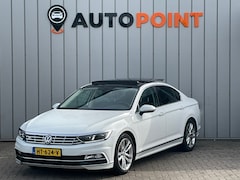 Volkswagen Passat - Business Edition R 1E EIG ORG NL|PANO|CAMERA|VIRTUAL.COCKPIT|ADAPTCRUISE|ALCANTARA|STOELVR
