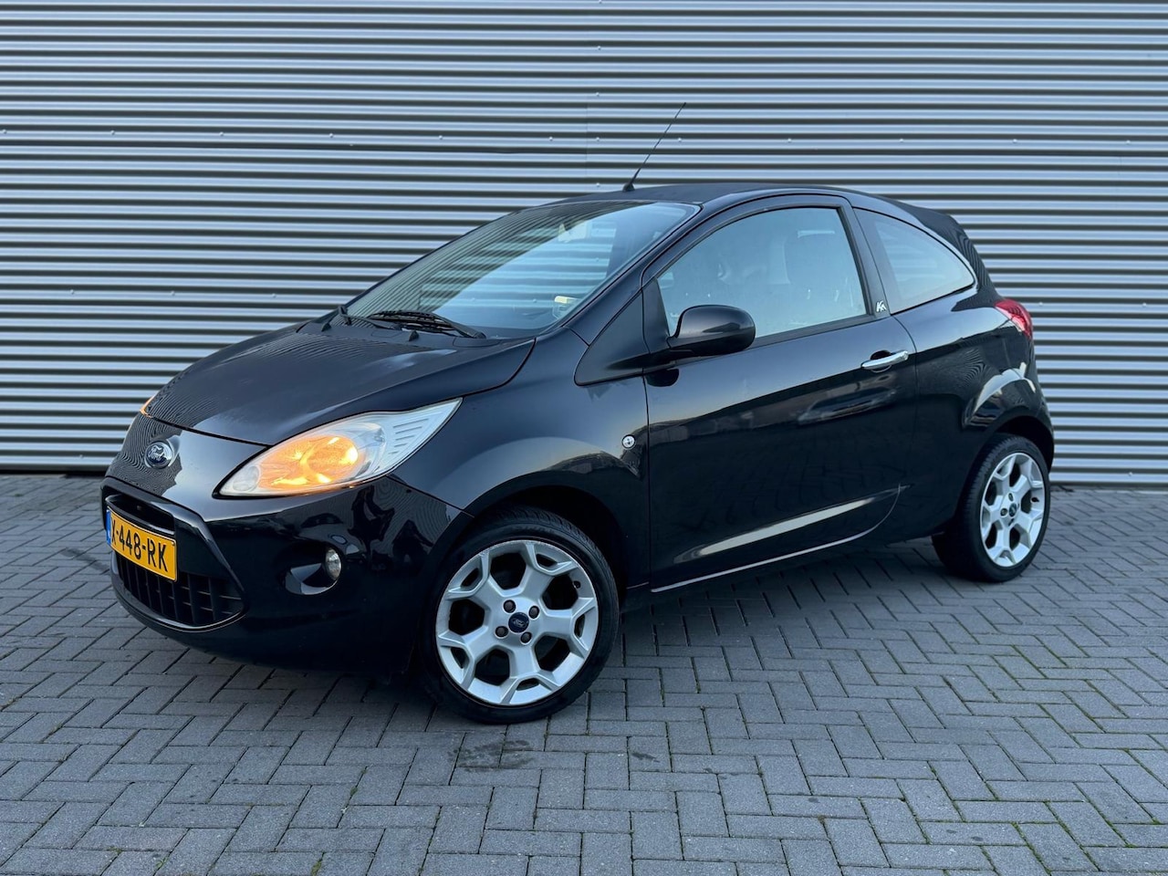 Ford Ka - 1.2 INDIVIDUAL Sportieve auto! APK T/M 2-2027! - AutoWereld.nl