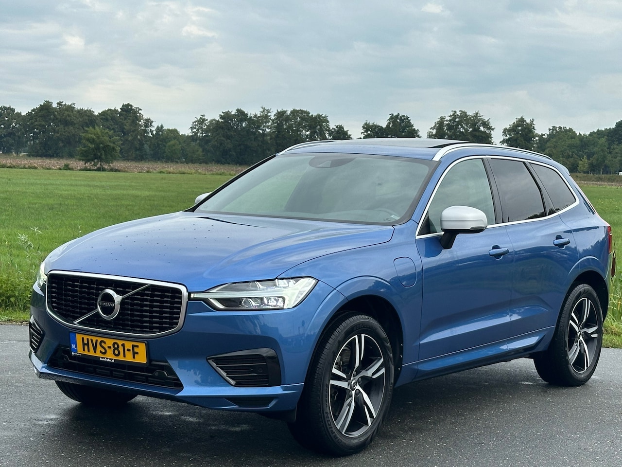 Volvo XC60 - 2.0 T8 Twin Engine AWD R-Design | Netjes | Erad v.v | Dealer Oh - AutoWereld.nl