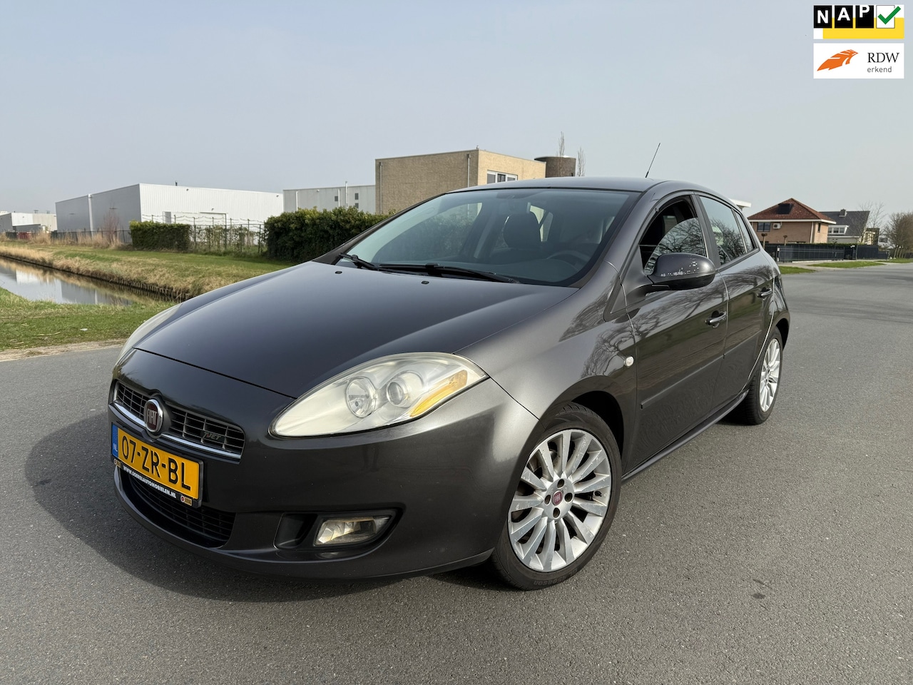 Fiat Bravo - 1.4 T-Jet Edizione Prima NAP/CLIMA/APK 3-2027 - AutoWereld.nl