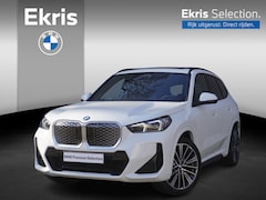 BMW iX1 - eDrive20 M Sportpakket | Premium Pack | Comfort Pack | Trekhaak met elektrisch wegklapbare