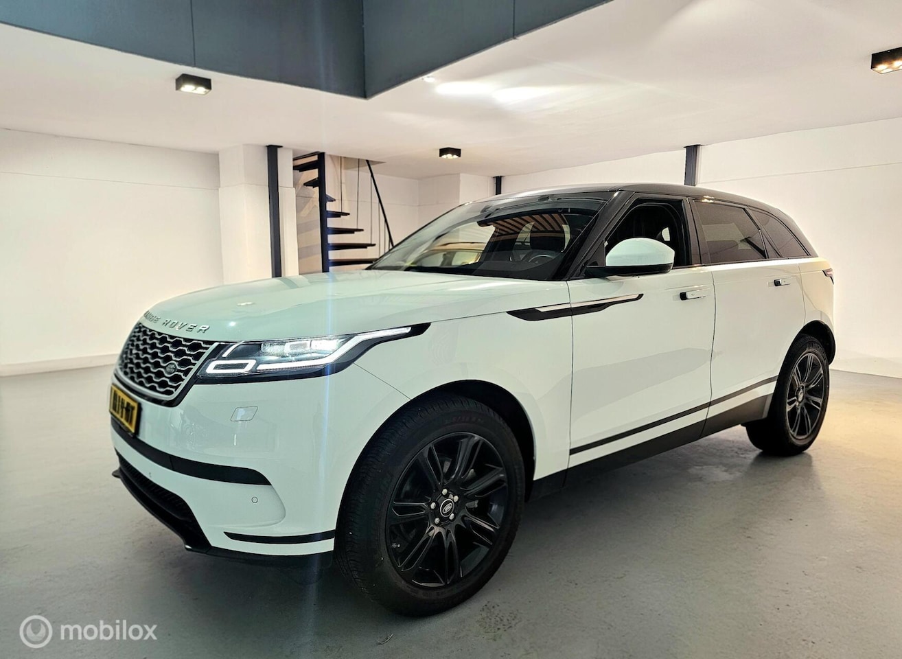 Land Rover Range Rover Velar - 2.0 P250S Tubo AWD 1jr garantie - AutoWereld.nl