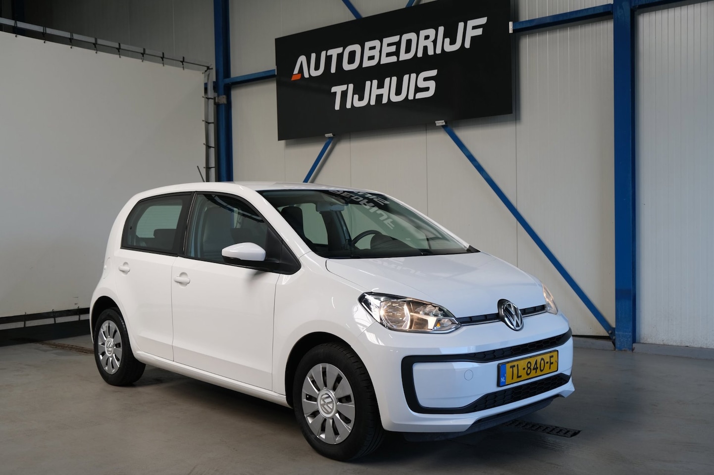Volkswagen Up! - 1.0 BMT move up! - N.A.P. Airco. - AutoWereld.nl