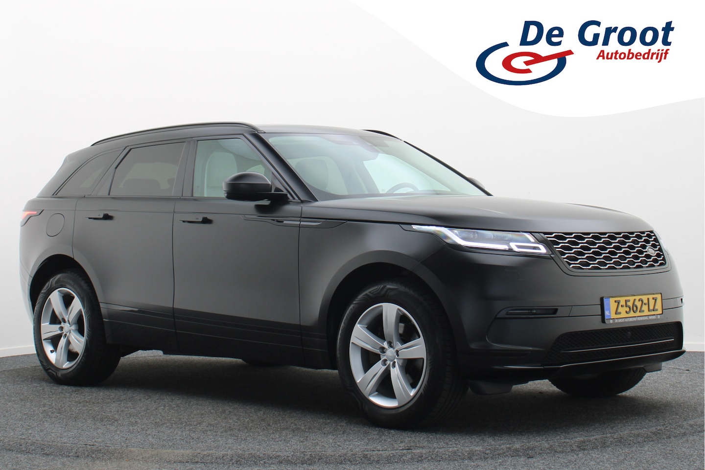 Land Rover Range Rover Velar - 2.0 D180 AWD SE Automaat Leer, Panoramadak, Keyless, LED, Camera, Apple CarPlay, Trekhaak, - AutoWereld.nl