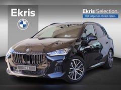 BMW 2-serie Active Tourer - 225e xDrive | M Sportpakket | Stoelen Elektrisch Verstelbaar met Massage | Stuur- en stoel