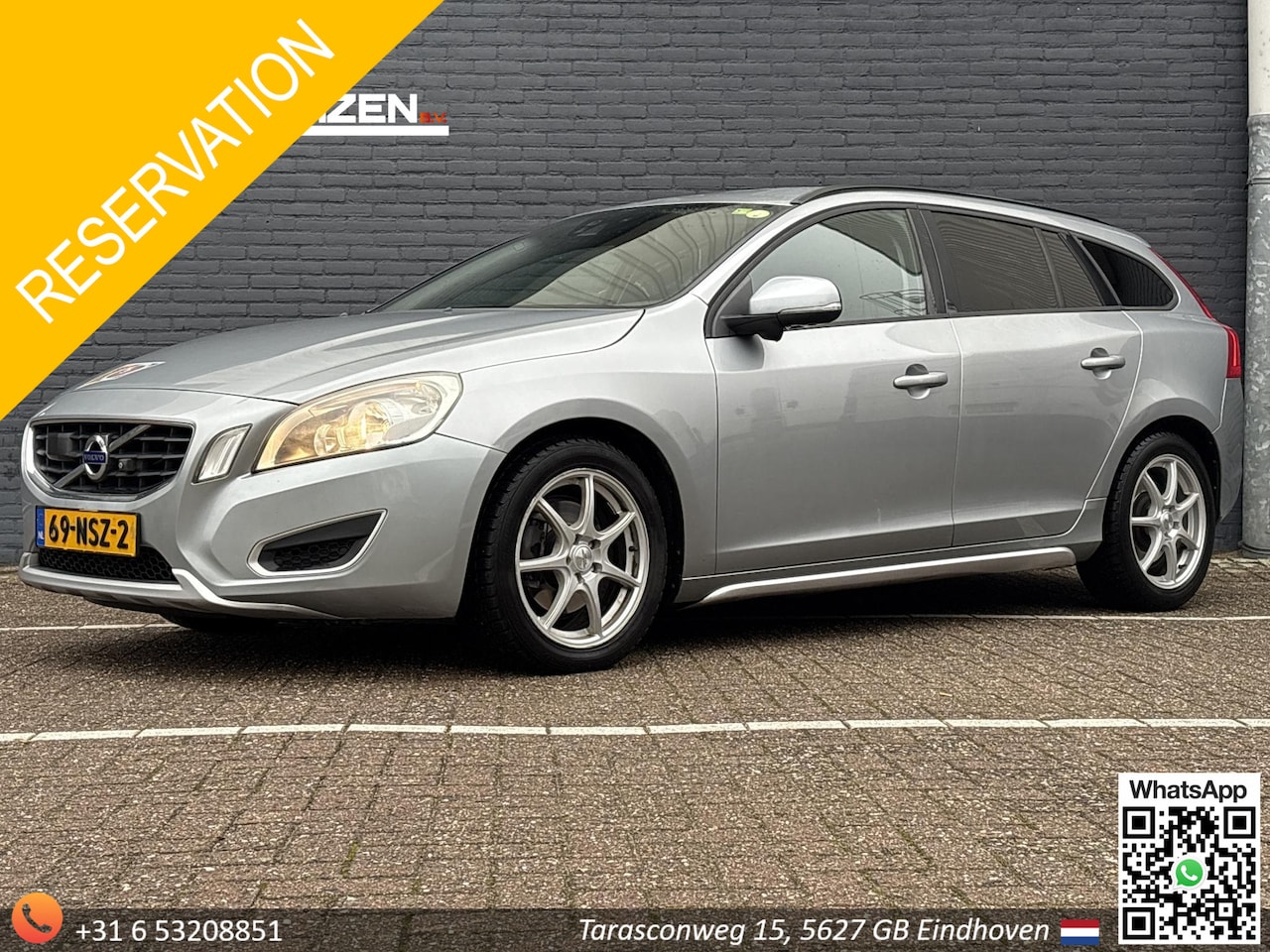 Volvo V60 - 2.0 D3 Kinetic Automaat | NAVI | CRUISE | CLIMA | TREKHAAK | APK 08-10-2026 | - AutoWereld.nl