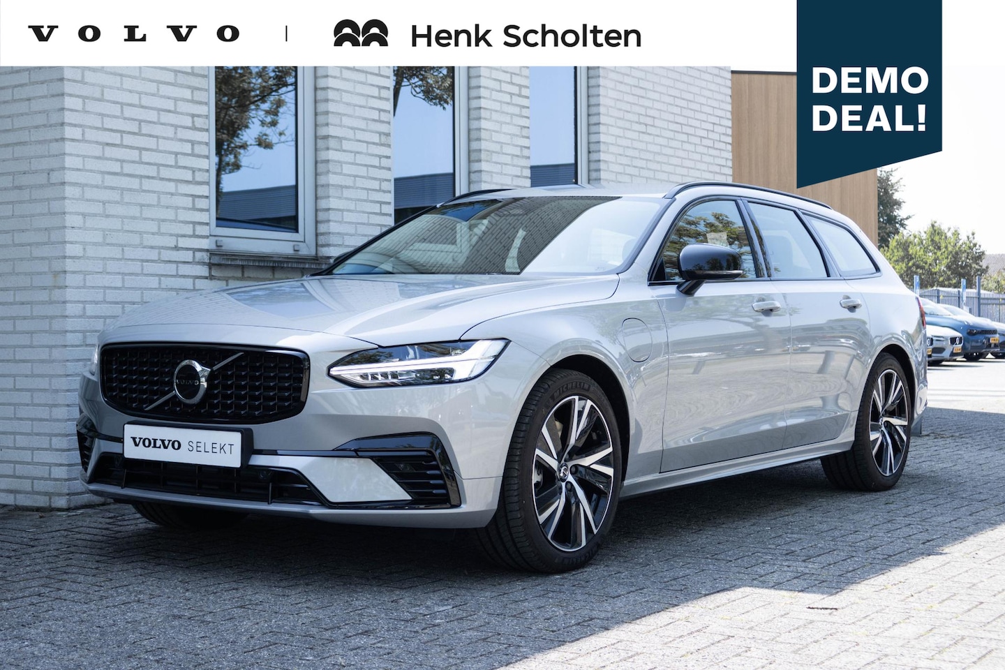Volvo V90 - T6 Automaat Plug-In Hybrid AWD Plus Dark | Verwarmbare voorstoelen en achterbank | Verwarm - AutoWereld.nl
