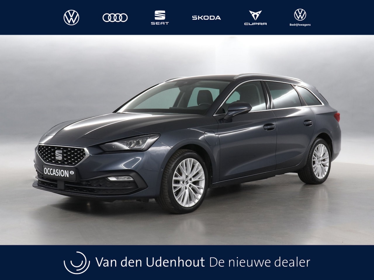 SEAT Leon Sportstourer - 1.4 TSI eHybrid 204pk PHEV Xcellence / Camera / Stoelverwarming / Navigatie - AutoWereld.nl