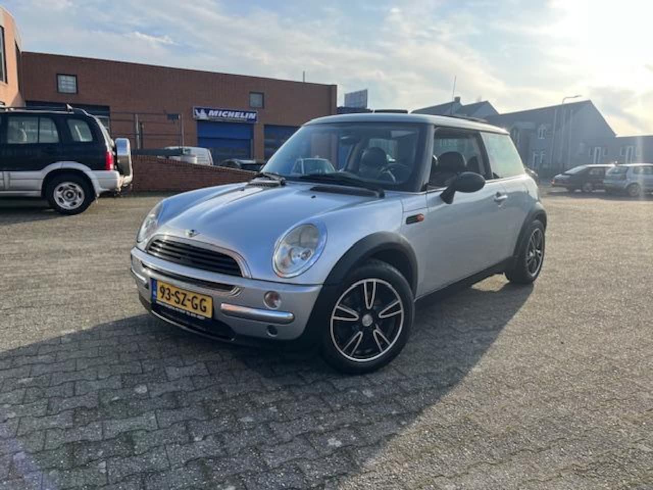 MINI Mini - 1.6 apk tm 15-3-2027, automaat stuk, koopje - AutoWereld.nl