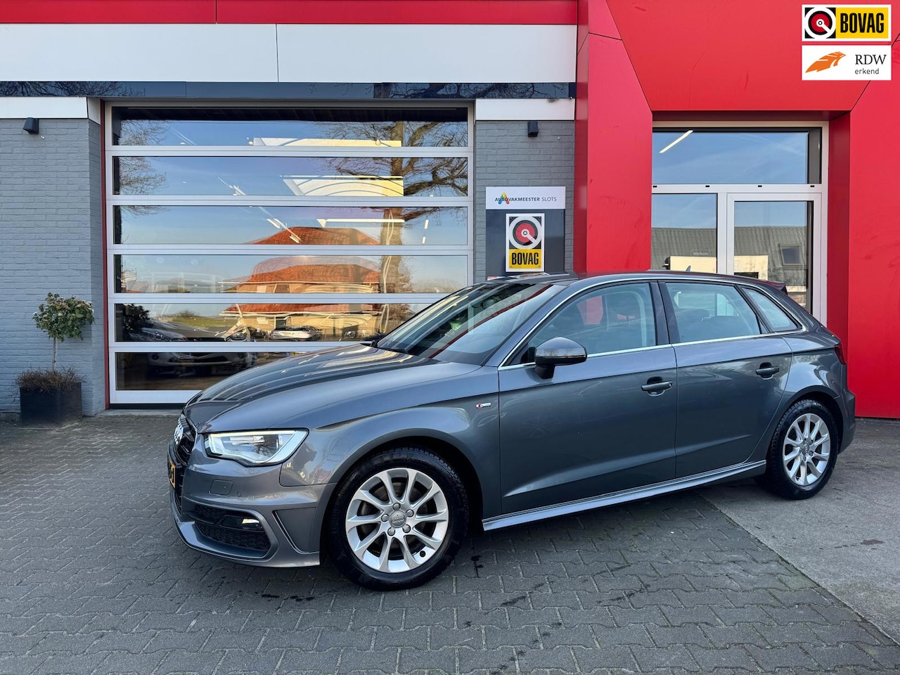 Audi A3 Sportback - 1.4 TFSI CoD Ambition Pro Line S 1.4 TFSI CoD Ambition Pro Line S - AutoWereld.nl
