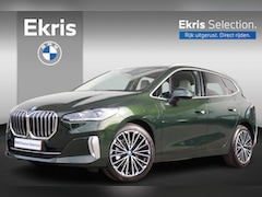 BMW 2-serie Active Tourer - 225e xDrive Premium Pack/ Comfort Pack/ Travel Pack/ Panoramadak/ Verwarmd Stuurwiel/ Comf
