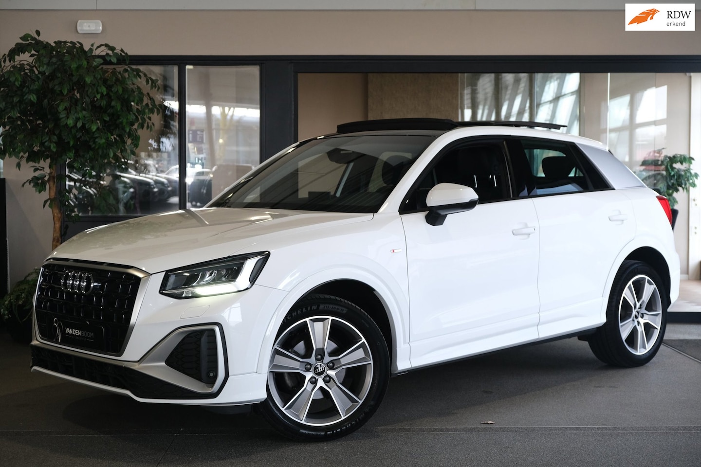 Audi Q2 - 35 TFSI 2x S-line Pano Virtual Cam Leder - AutoWereld.nl