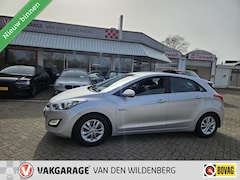 Hyundai i30 - 1.6 GDI i-Vision