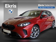 BMW 1-serie - 120 | M Sportpakket Pro | Alcantara | Stoel & Stuurwielverwarming | Dodehoekdetectie | Com