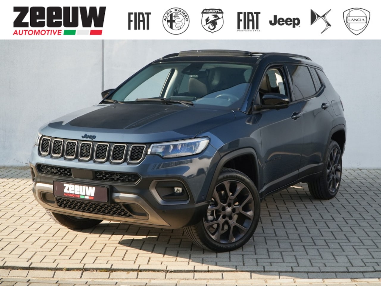 Jeep Compass - 4xe 240 PK Hybrid Trailhawk | Pano | Leder | 360cam | Winter - AutoWereld.nl