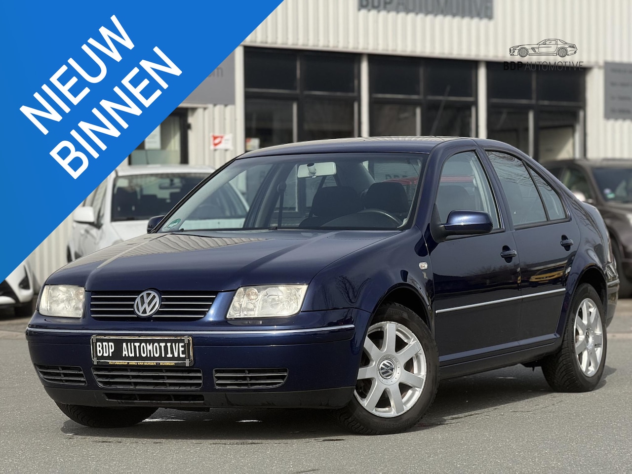 Volkswagen Bora - 1.6-16V Athene APK Nieuw bij aflevering | Nette auto | Trekhaak - AutoWereld.nl