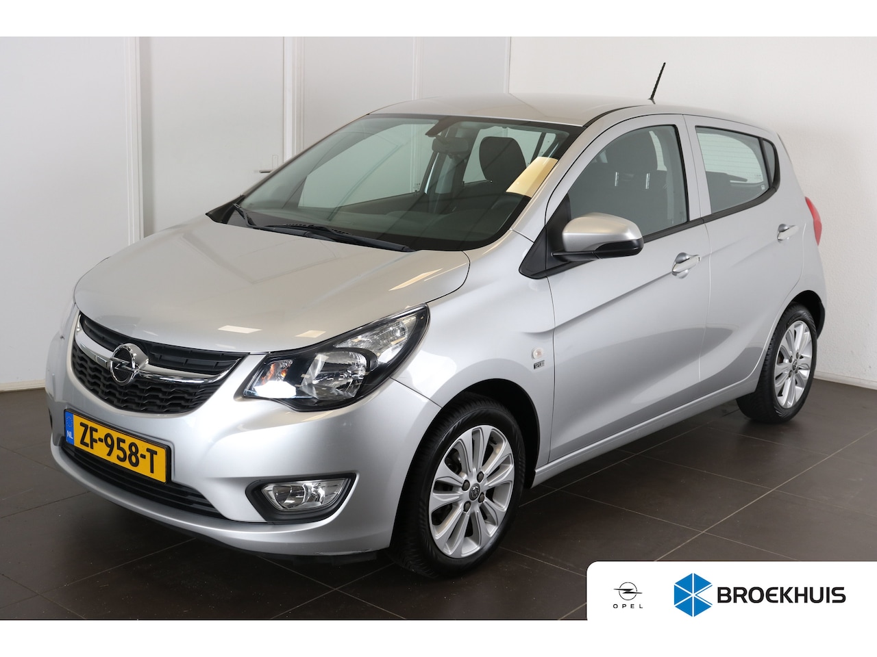 Opel Karl - 1.0 ecoFLEX 120 Jaar Edition | Airco | Parkeersensor achter | All Seasons | Cruise control - AutoWereld.nl