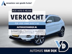 Nissan Qashqai - 1.2 Tekna | NL Auto/2e Eig./Voll.Historie/Navi/Pano/Clima/Cruise/19"/Trekhaak