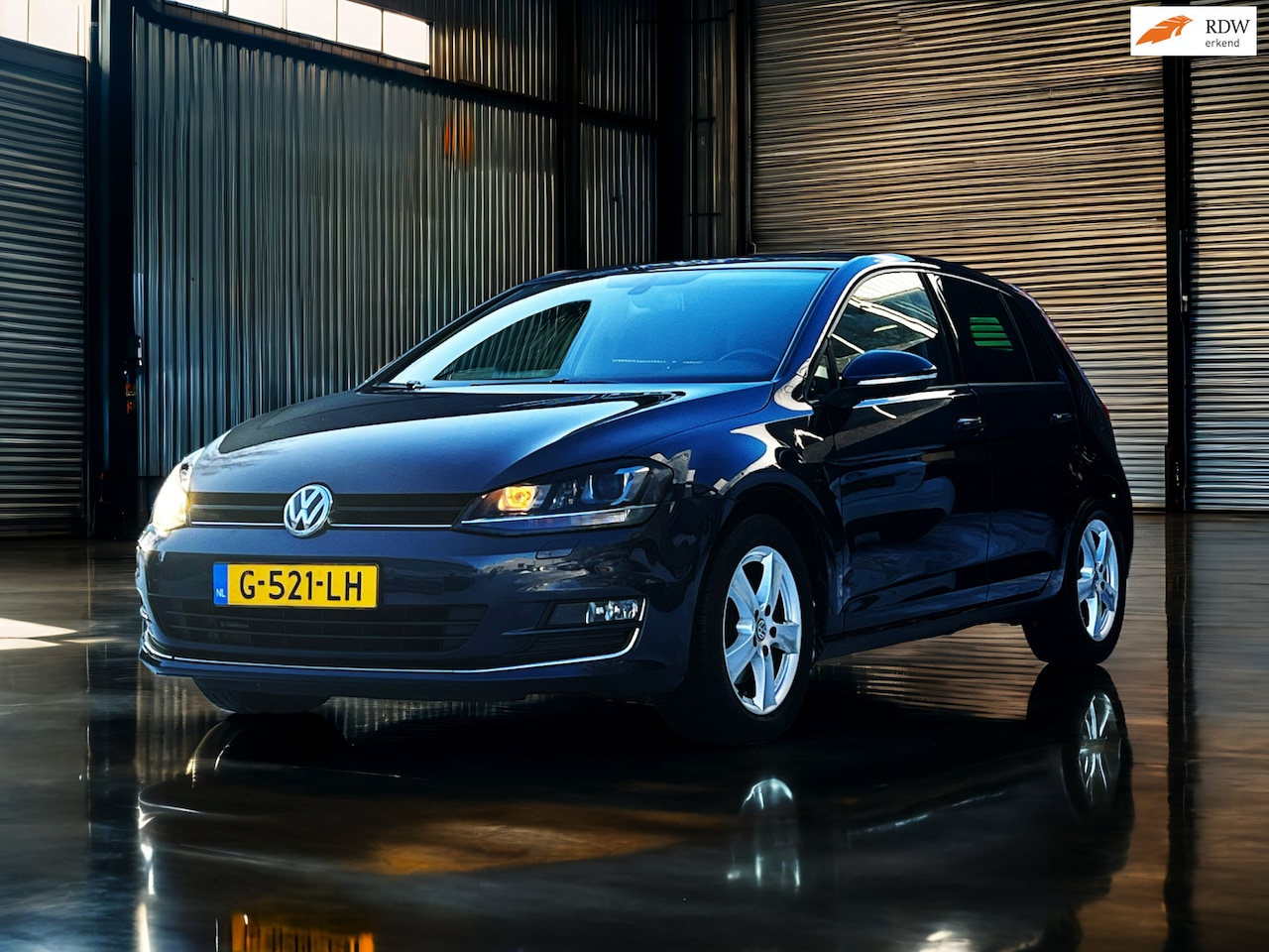 Volkswagen Golf - 1.4 TSI Highline Clima_BT_Xenon_Trekh - AutoWereld.nl