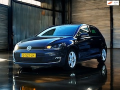 Volkswagen Golf - 1.4 TSI Highline Clima_BT_Xenon_Trekh