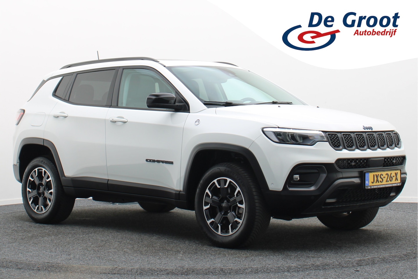 Jeep Compass - 4xe 240 Plug-in Hybrid Electric Trailhawk 4xe 240 Plug-in Hybrid Electric Trailhawk - AutoWereld.nl
