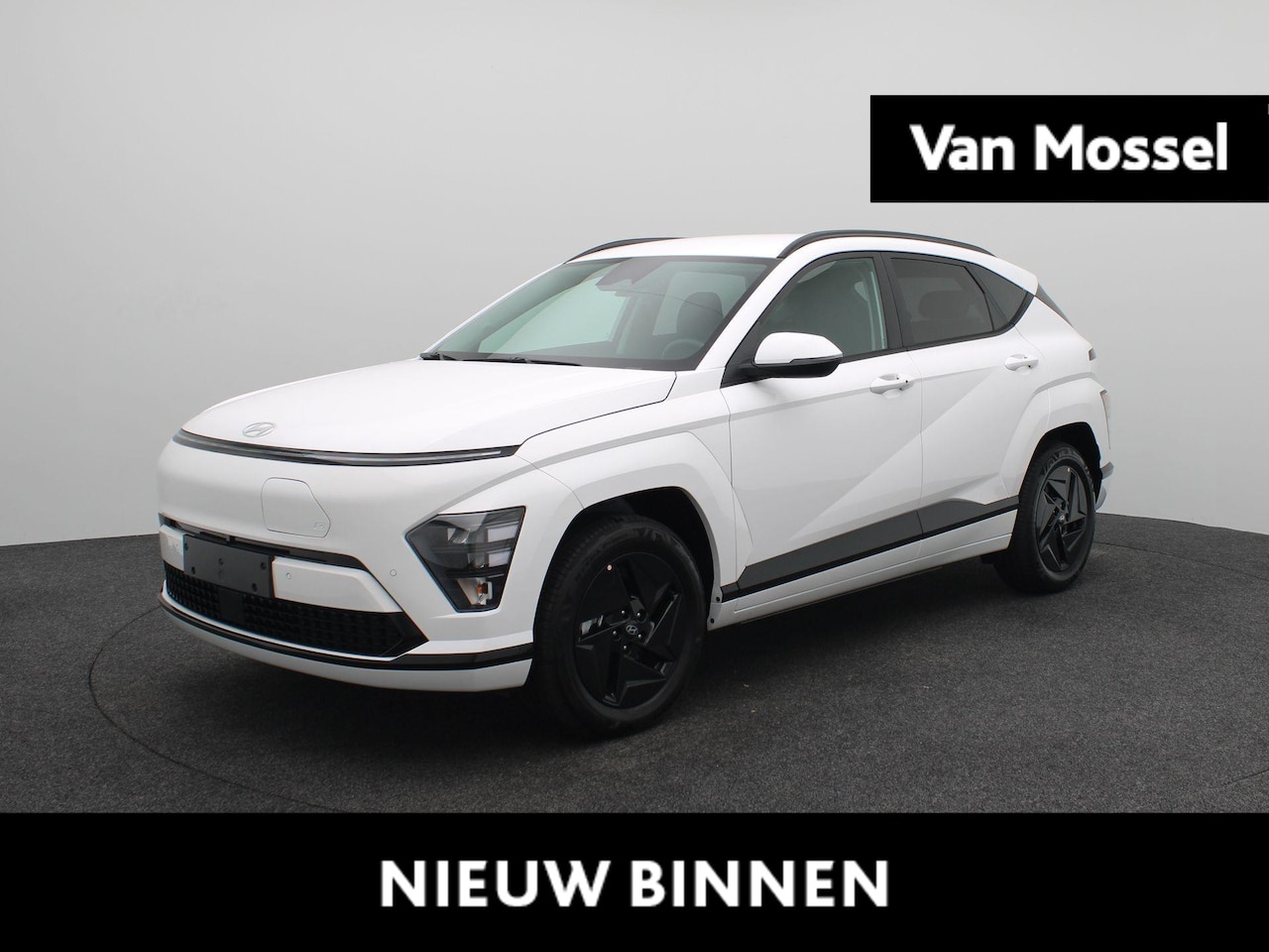 Hyundai Kona Electric - Long Range Pure Edition 64.8 kWh | Achteruitrijcamera | Navigatie | Stoel/Stuurverwarming - AutoWereld.nl
